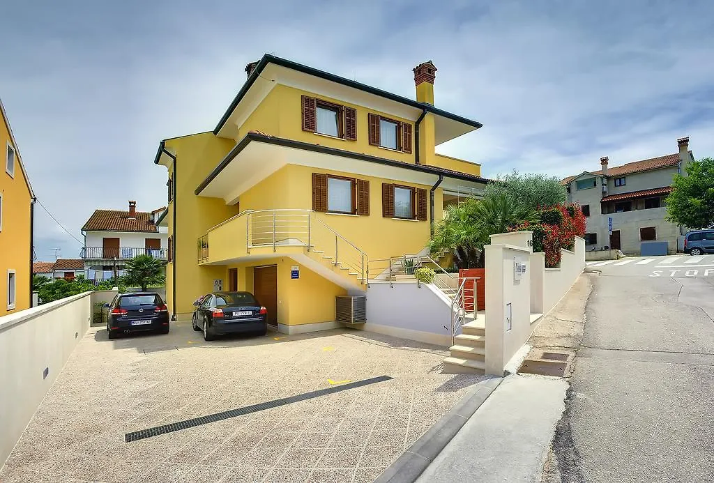 فندق مبيت وإفطار Villa Nina B&B Rovinj
