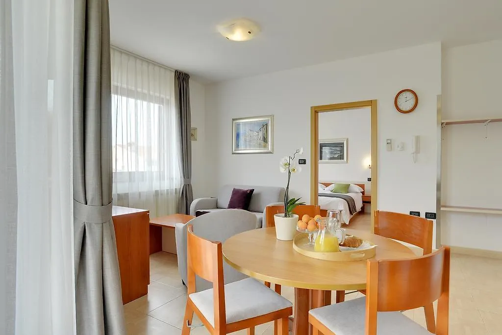 Villa Nina B&B Rovinj 4*,  Kroatien