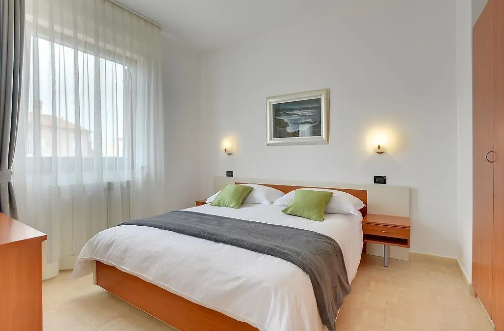 Villa Nina B&B Rovinj فندق مبيت وإفطار